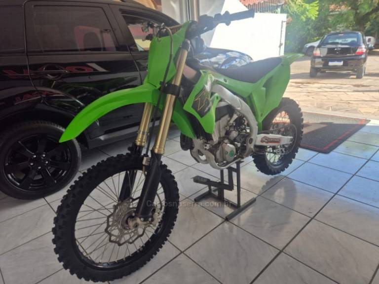 KAWASAKI - KX 450F - 2020/2020 - Verde - R$ 42.000,00