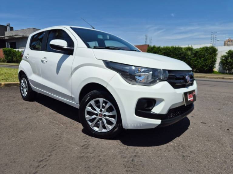 FIAT - MOBI - 2019/2020 - Branca - R$ 47.900,00