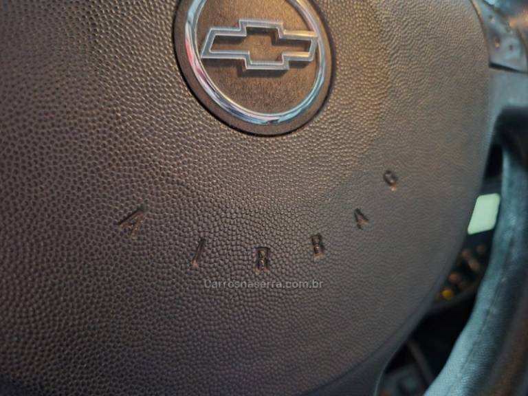 CHEVROLET - CORSA - 2012/2012 - Cinza - R$ 35.900,00