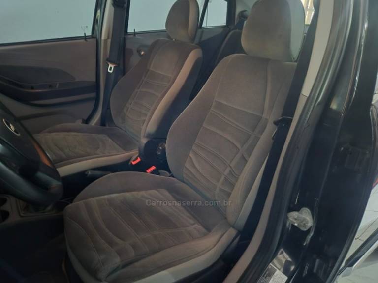 CHEVROLET - AGILE - 2012/2013 - Preta - R$ 37.900,00