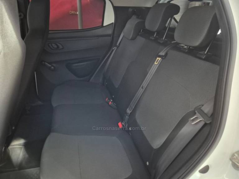 RENAULT - KWID - 2020/2021 - Branca - R$ 45.900,00