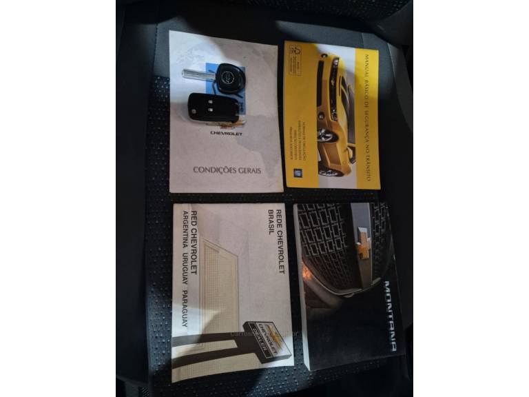 CHEVROLET - MONTANA - 2013/2014 - Prata - R$ 45.900,00