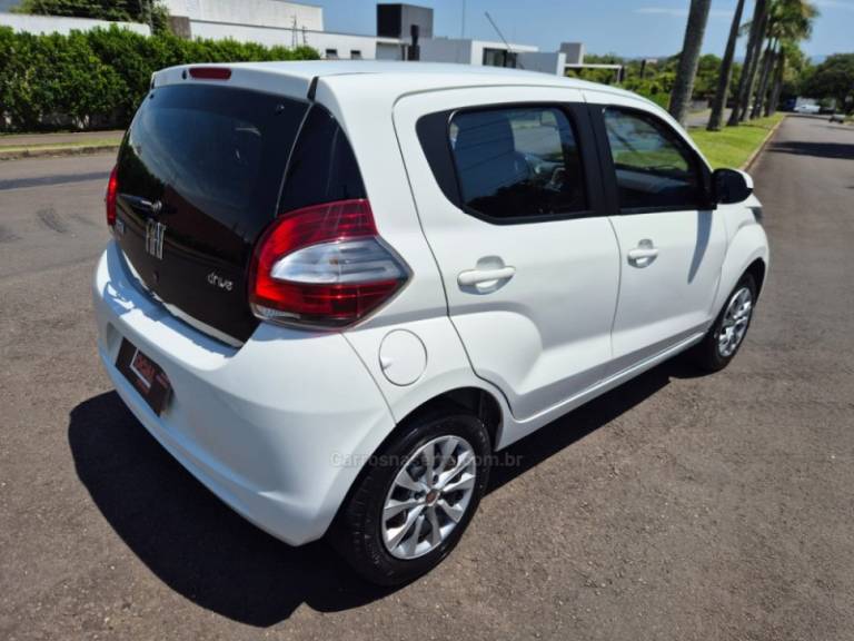 FIAT - MOBI - 2019/2020 - Branca - R$ 47.900,00