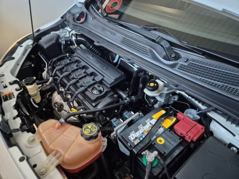 CHEVROLET - ONIX - 2012/2013 - Branca - R$ 48.900,00