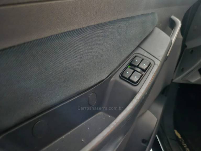 CHEVROLET - AGILE - 2012/2013 - Preta - R$ 37.900,00